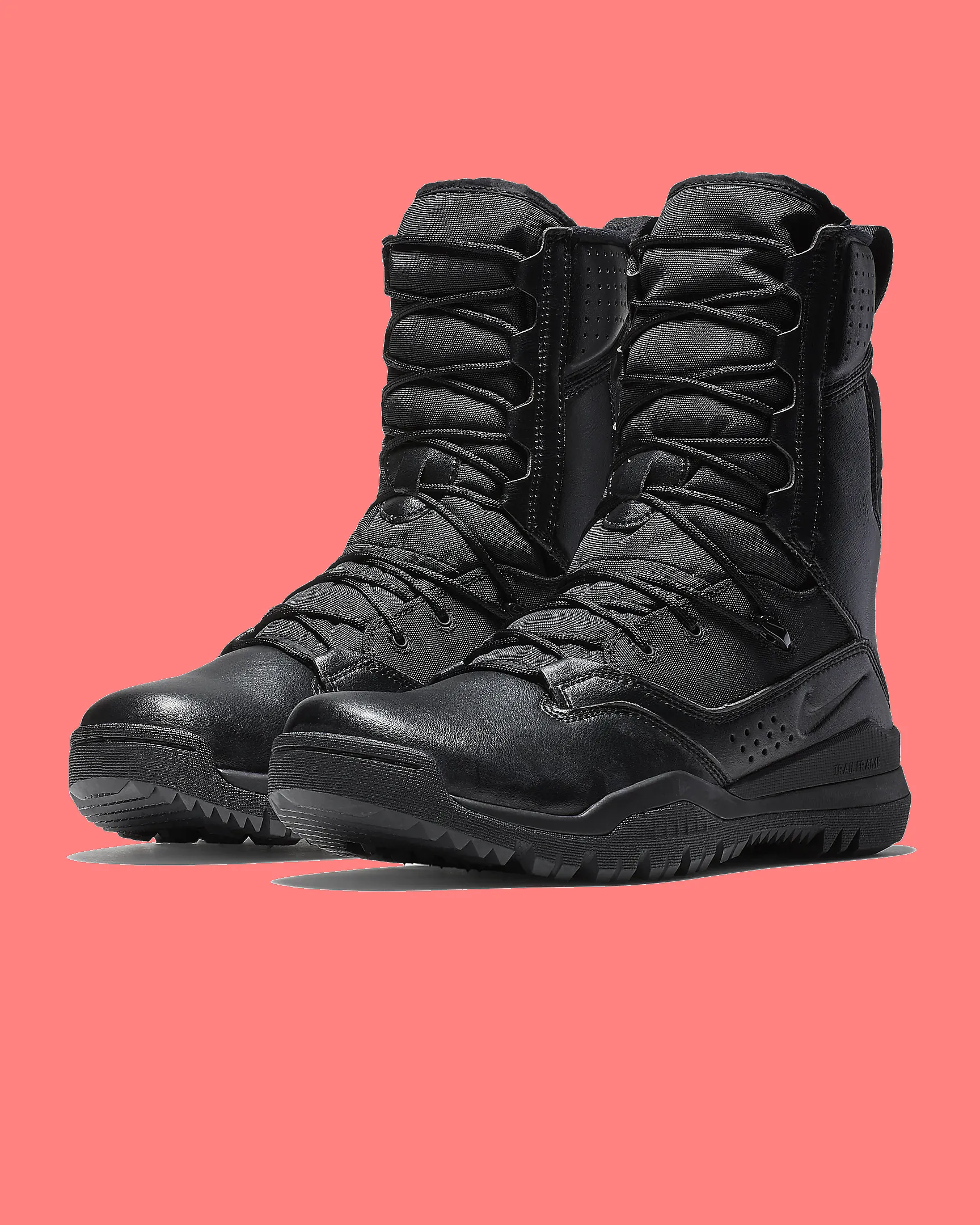 Nike SFB Field 2 8” Lightweight High-Performance Boot