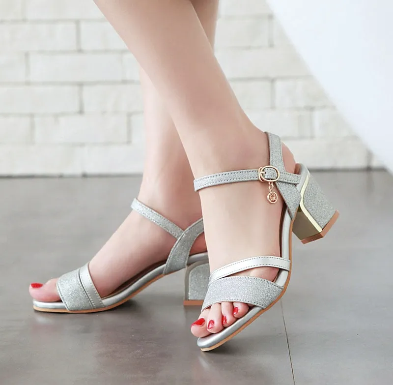 Stylish Graceful Women's Buckled Block Heeled Leather Sandals